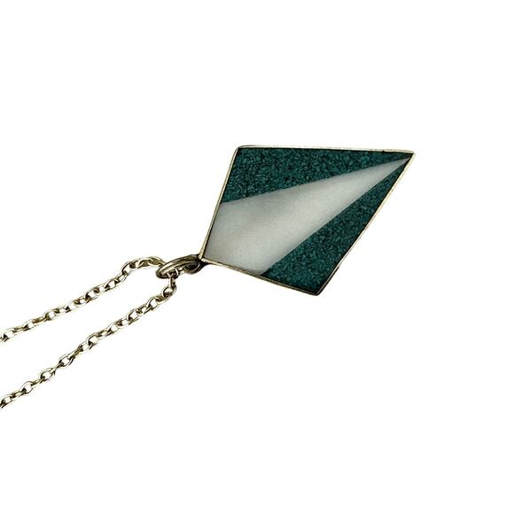 Turquoise Chip MOP Alpaca Necklace from Mexico - Picture 2 of 5